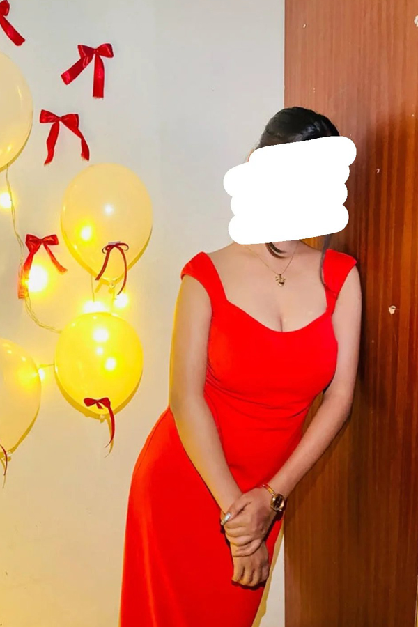 available escort girl Avni in Agra